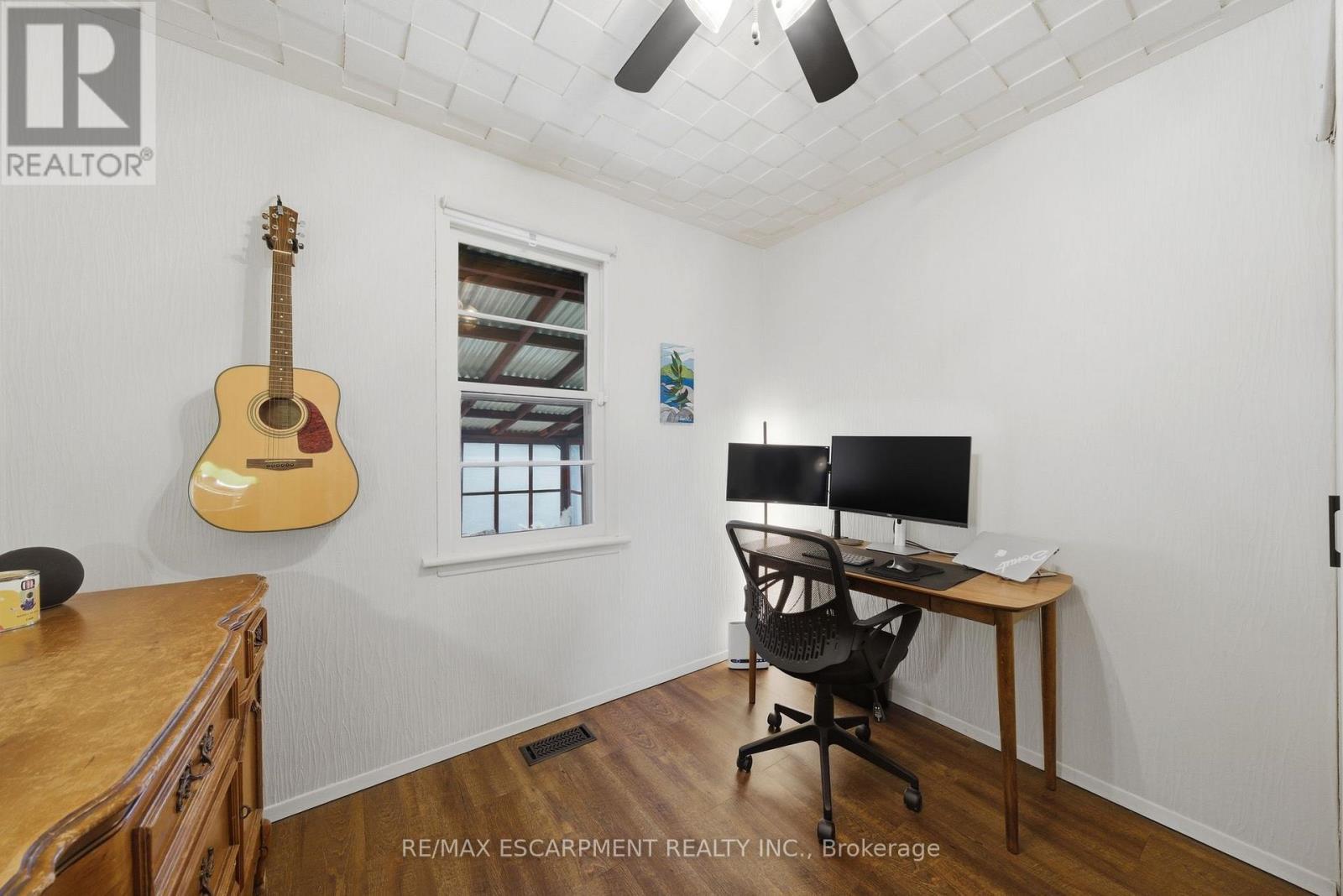 752 Ninth Avenue, Hamilton, ON - Indoor Photo Showing Office