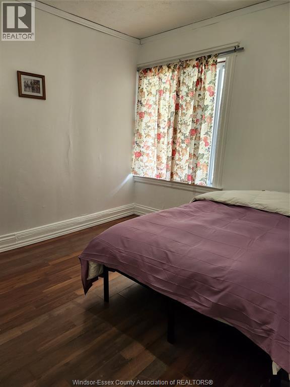354 Bruce, Windsor, ON - Indoor Photo Showing Bedroom