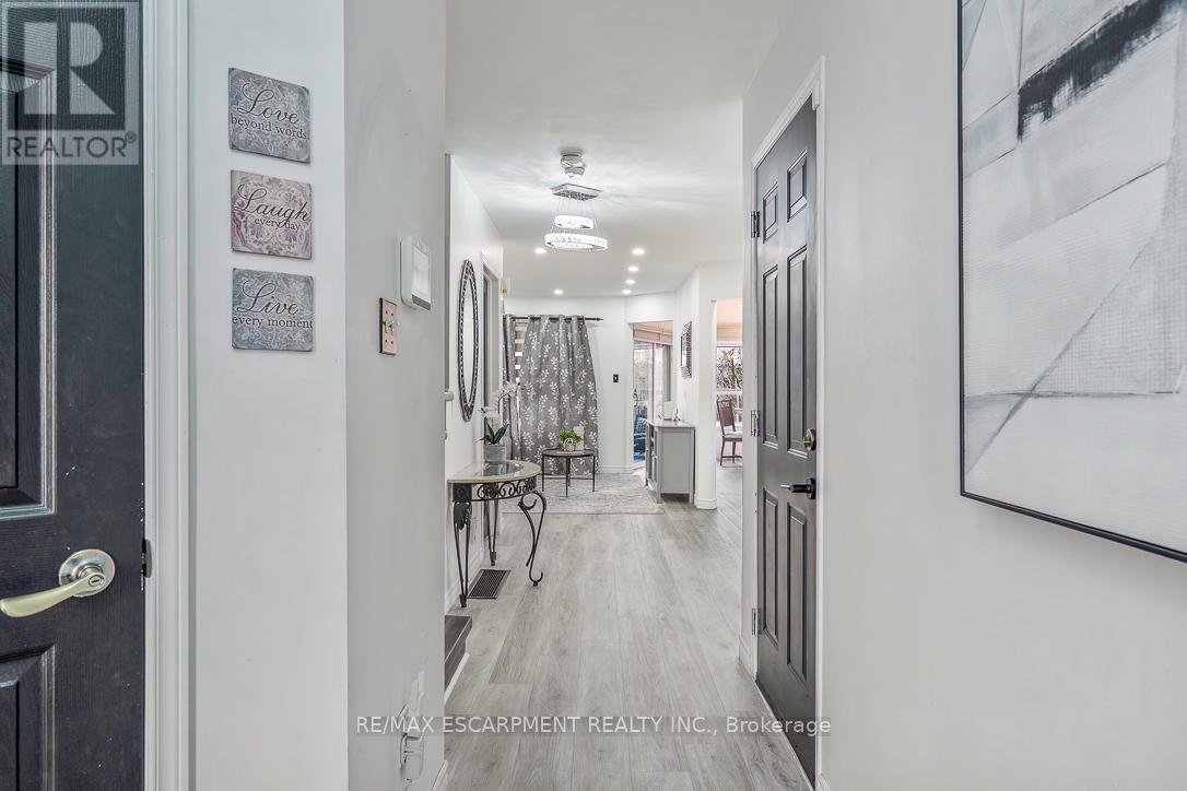 45 Hawkins Drive, Cambridge, ON - Indoor Photo Showing Other Room