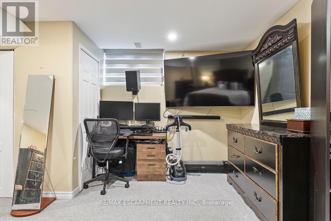 45 Hawkins Drive, Cambridge, ON - Indoor