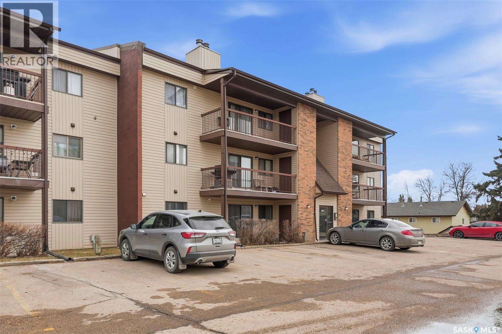 102 385 Kingsmere Boulevard, Saskatoon, SK - Outdoor