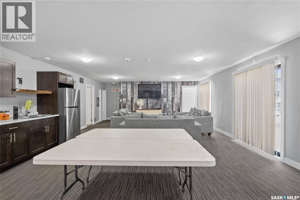 102 385 Kingsmere Boulevard, Saskatoon, SK - Indoor Photo Showing Kitchen