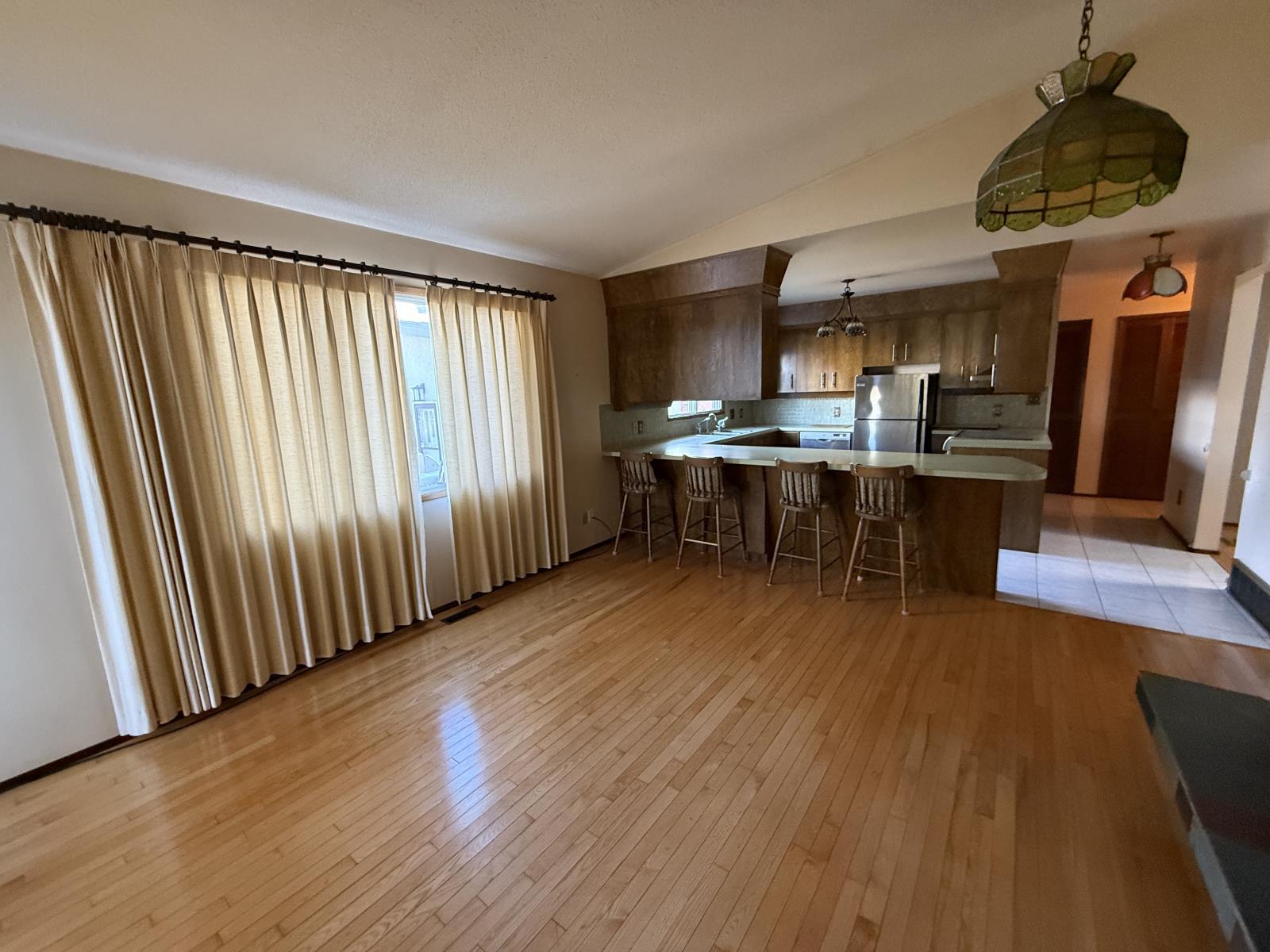 15105 92 St Nw, Edmonton, AB