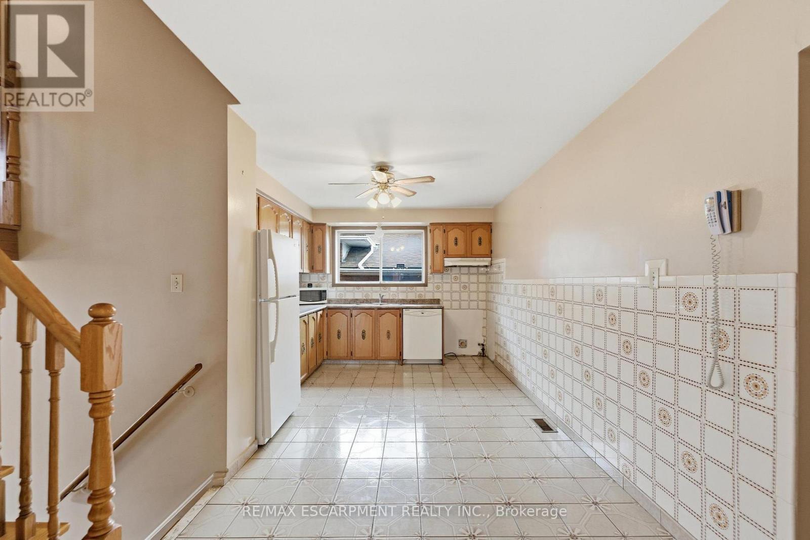 26 Adorn Court, Hamilton, ON - Indoor