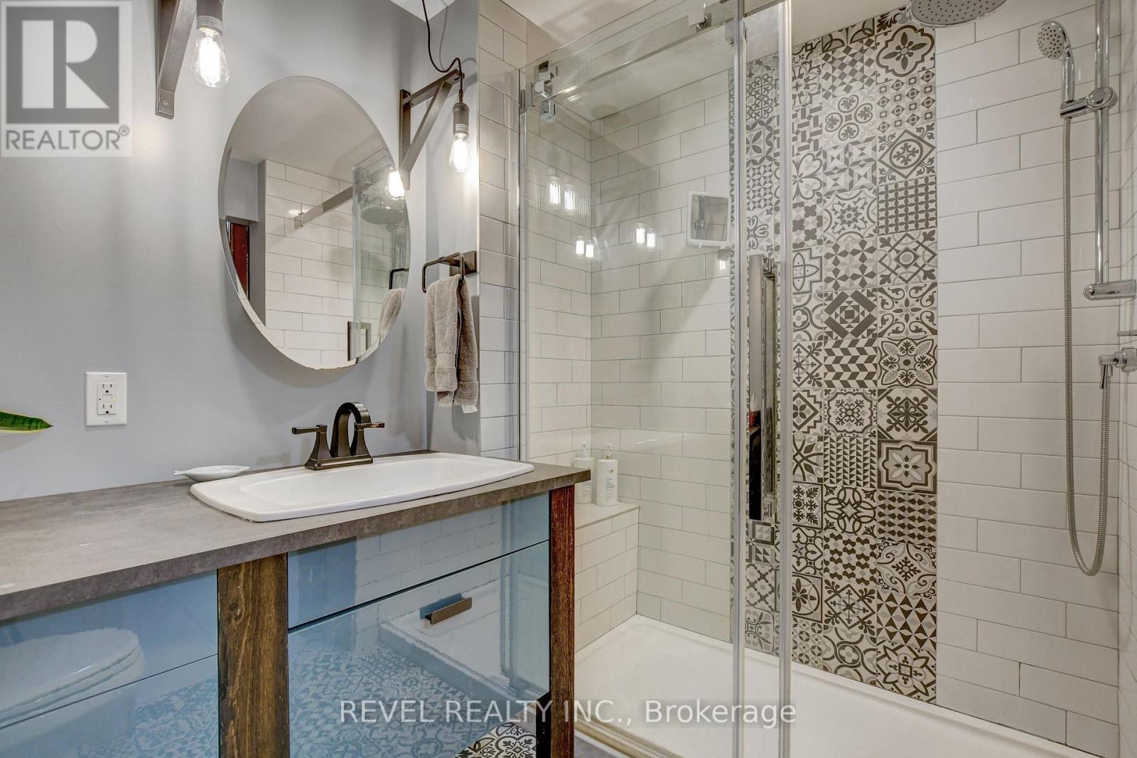 Lower Level 3Pc Bathroom - 90 Powell Avenue, Ottawa, ON - Indoor Photo Showing Bathroom