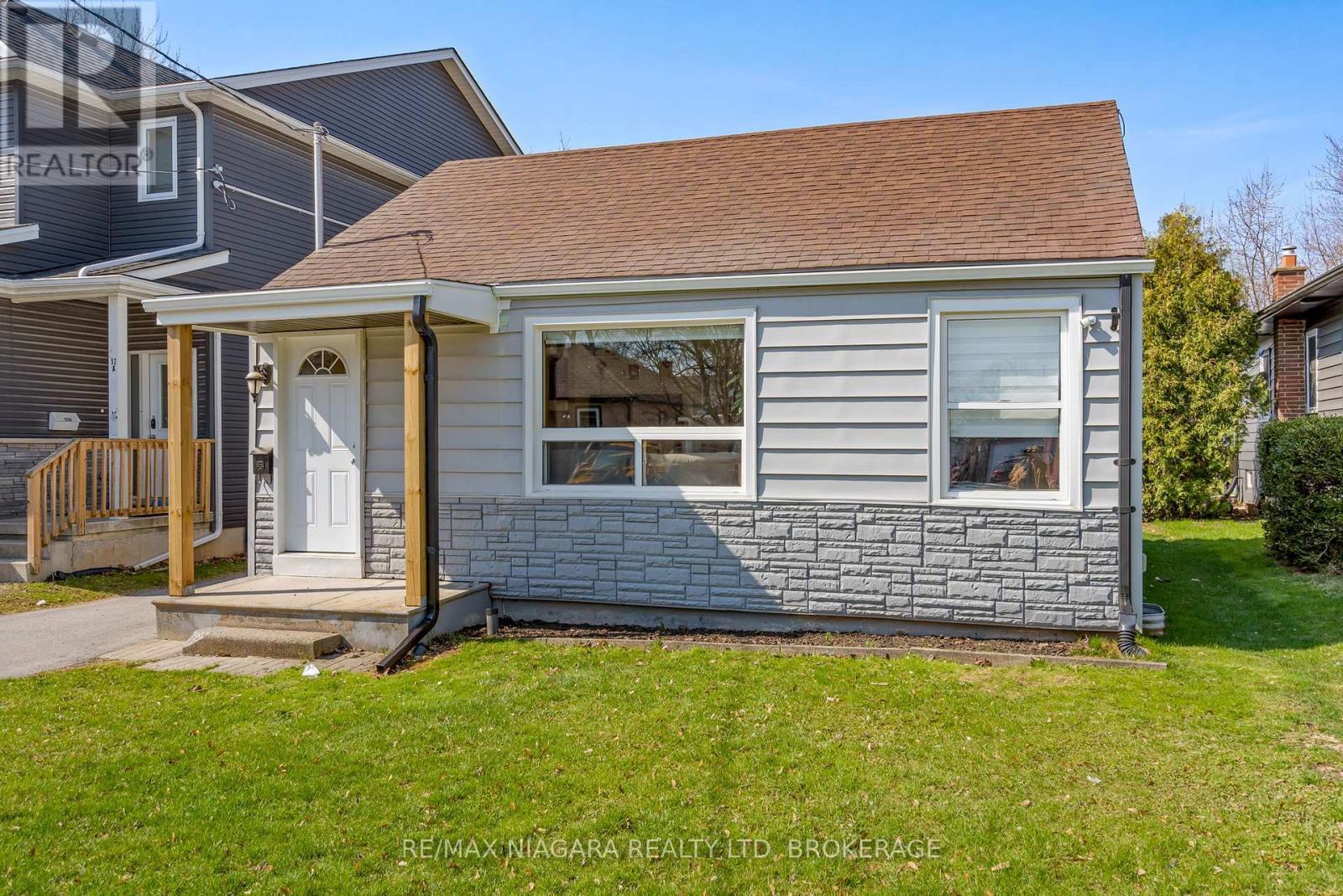 50 Merigold Street, St. Catharines (Western Hill), ON - Outdoor