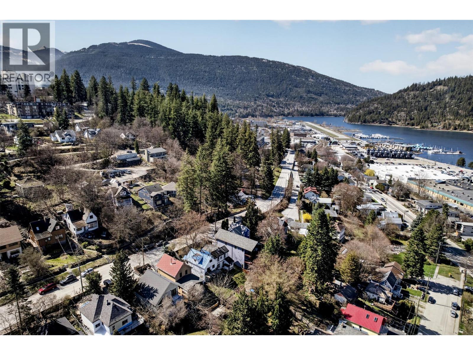 117 High Street, Nelson, BC - Outdoor With Body Of Water With View
