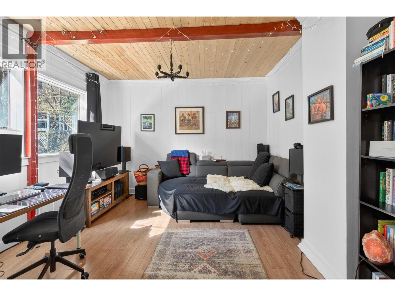 117 High Street, Nelson, BC - Indoor Photo Showing Office