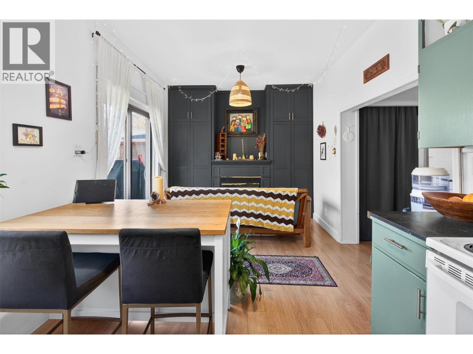 117 High Street, Nelson, BC - Indoor