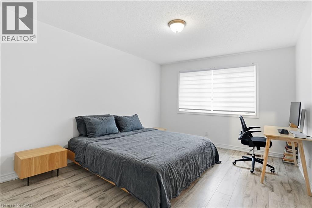 48 Harmony Way, Thorold, ON - Indoor Photo Showing Bedroom