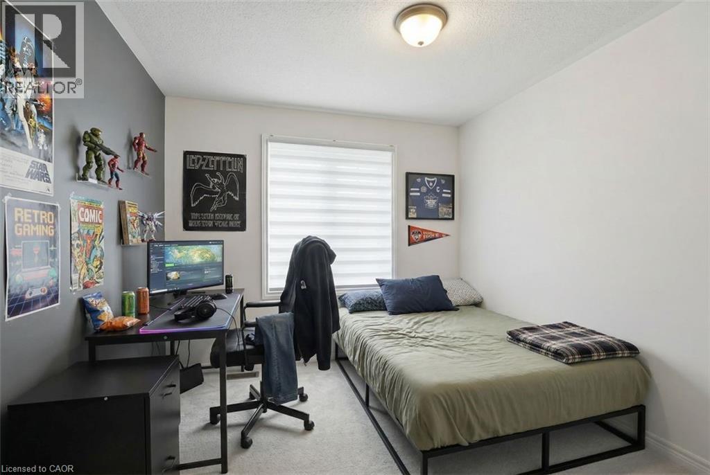 48 Harmony Way, Thorold, ON - Indoor Photo Showing Bedroom