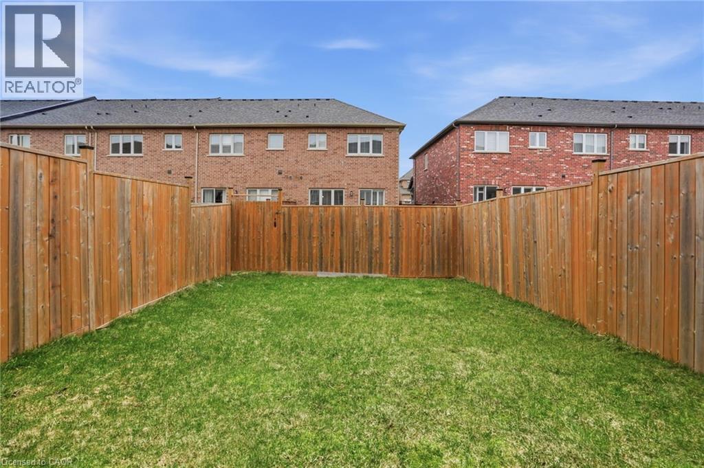 48 Harmony Way, Thorold, ON - Outdoor