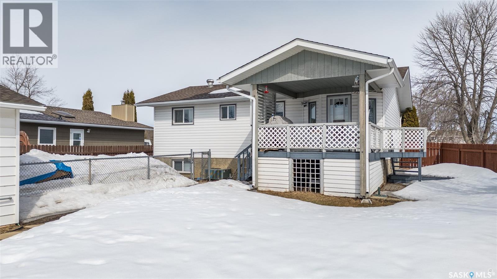 3113 Dunn Drive, Prince Albert, SK - Outdoor With Deck Patio Veranda With Exterior