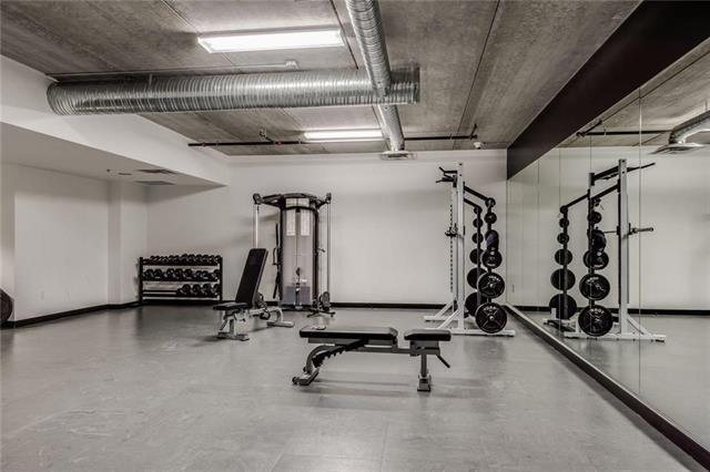 605 311 Hargrave Street, Winnipeg, MB - Indoor Photo Showing Gym Room