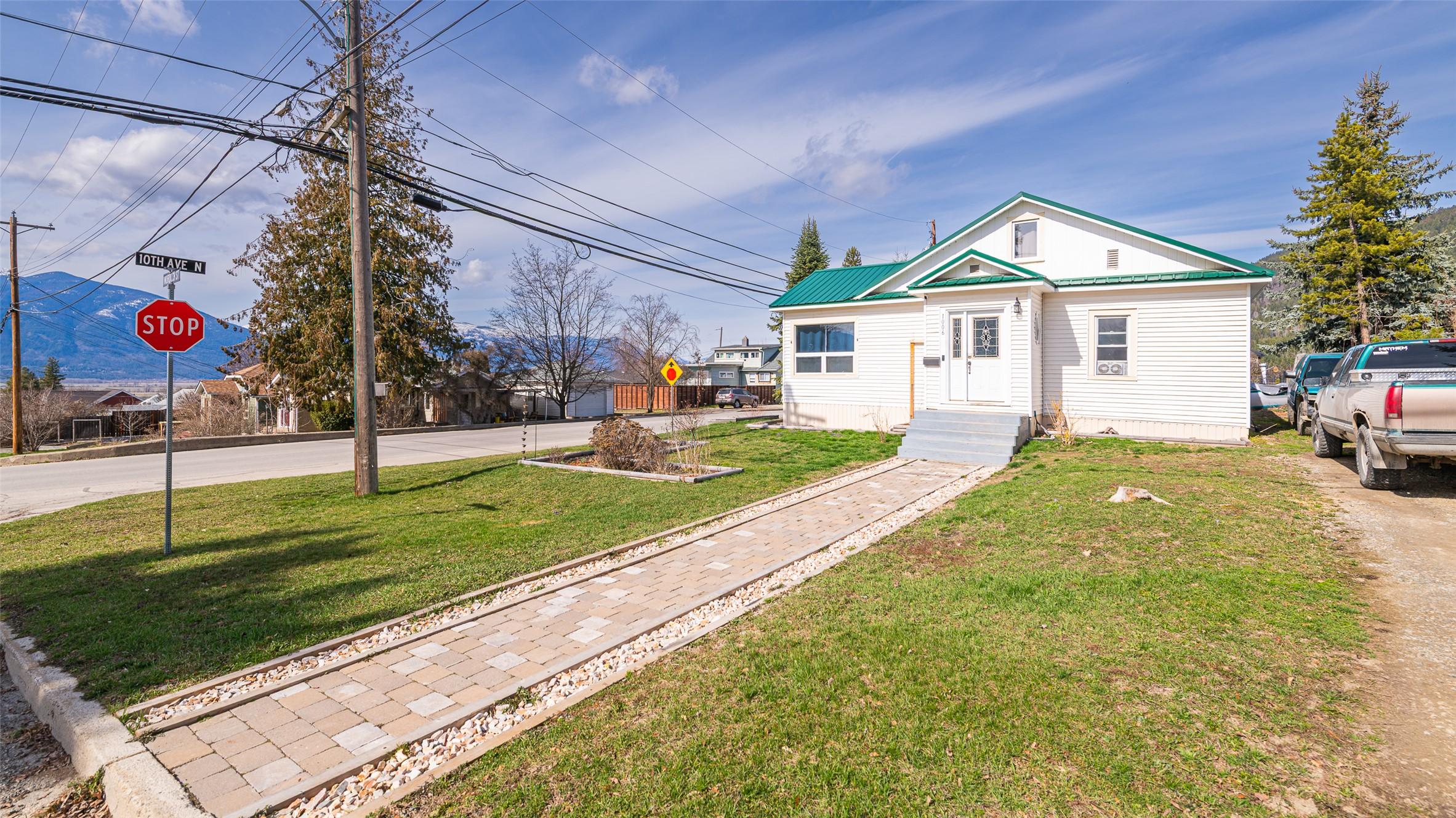 1006 Murdoch Street, Creston, BC
