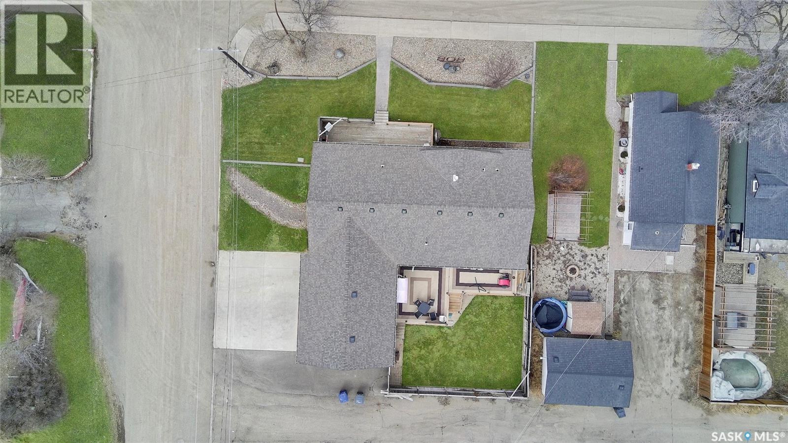 808 Chaplin Street, Swift Current, SK -