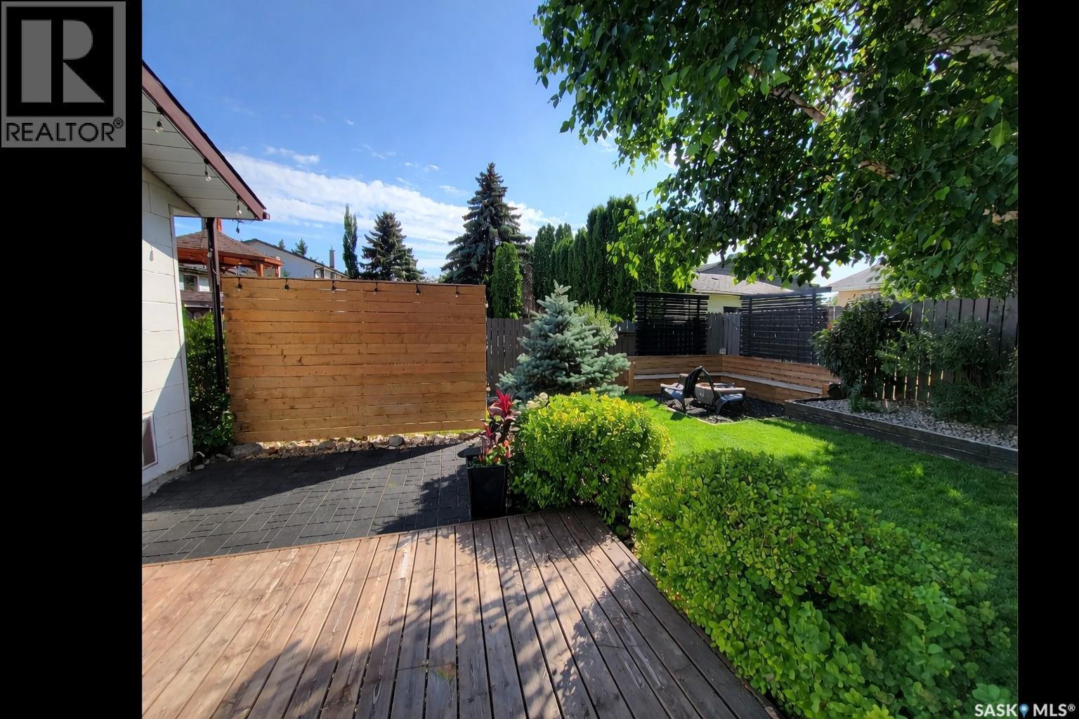 226 Candle Crescent, Saskatoon, SK - Outdoor With Deck Patio Veranda