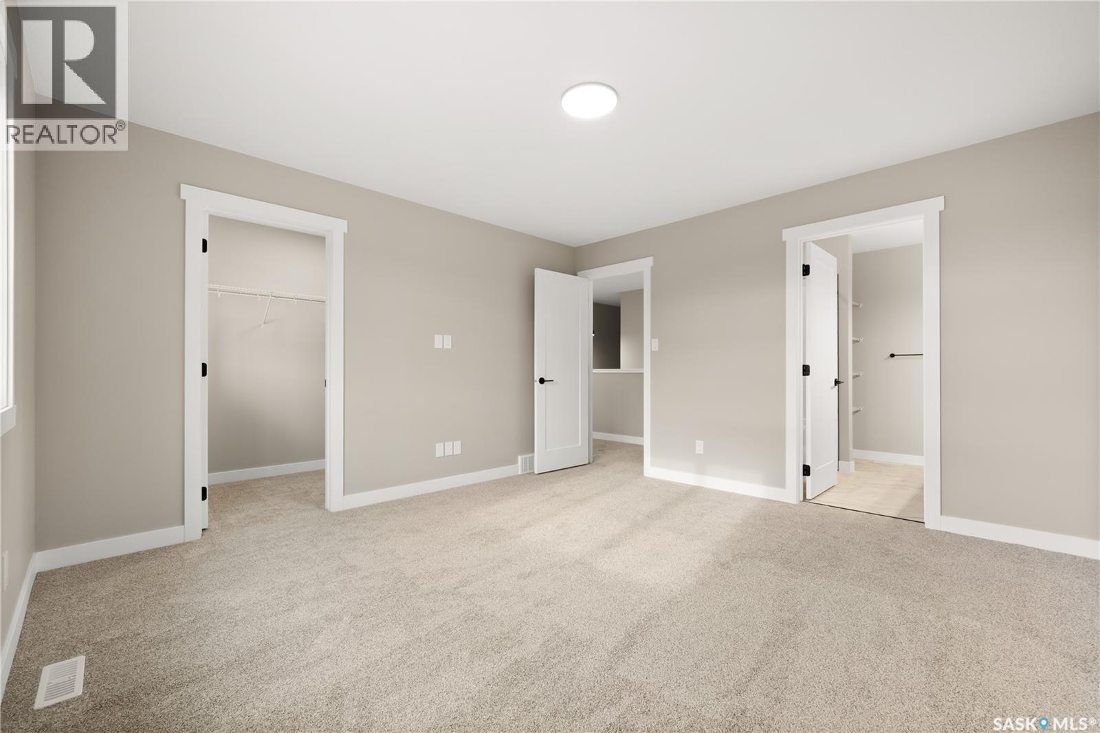 315 Veterans Drive, Warman, SK - Indoor Photo Showing Other Room