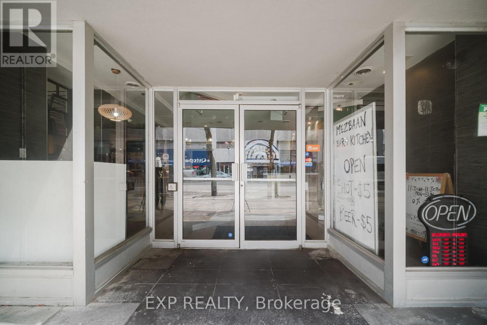 135 King Street E, Hamilton, ON