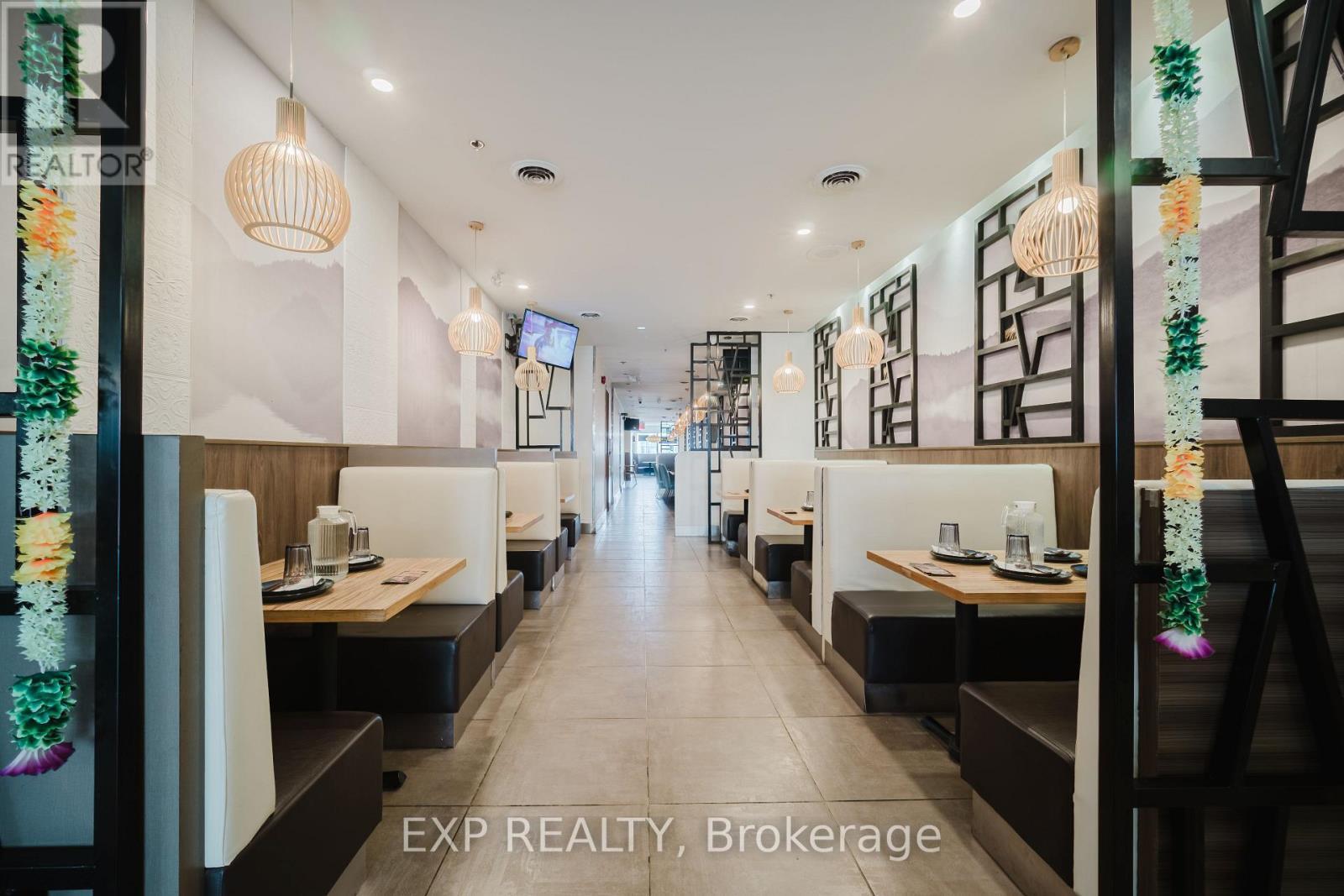 135 King Street E, Hamilton, ON