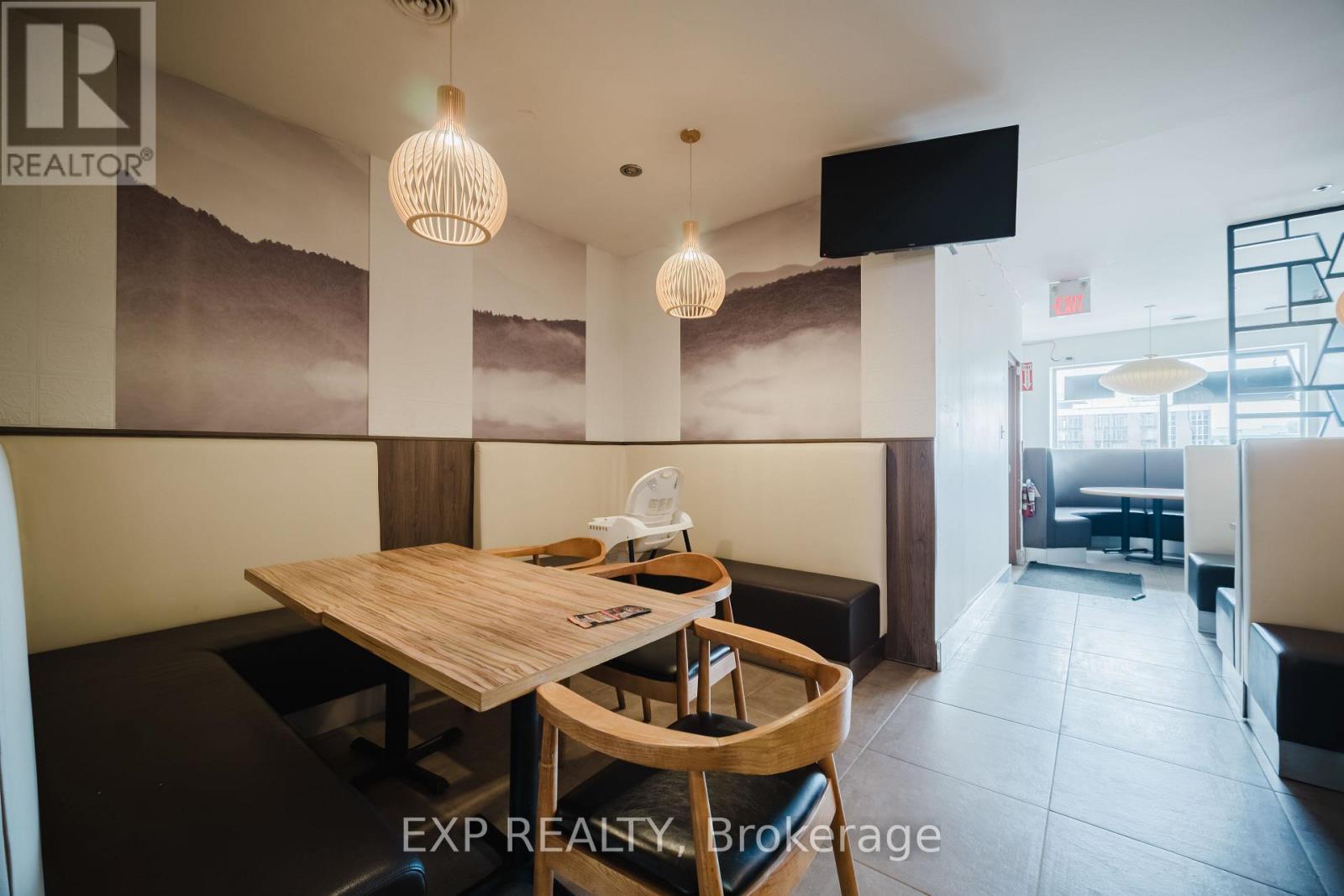 135 King Street E, Hamilton, ON