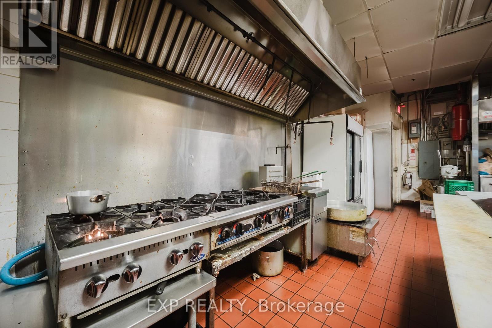 135 King Street E, Hamilton, ON