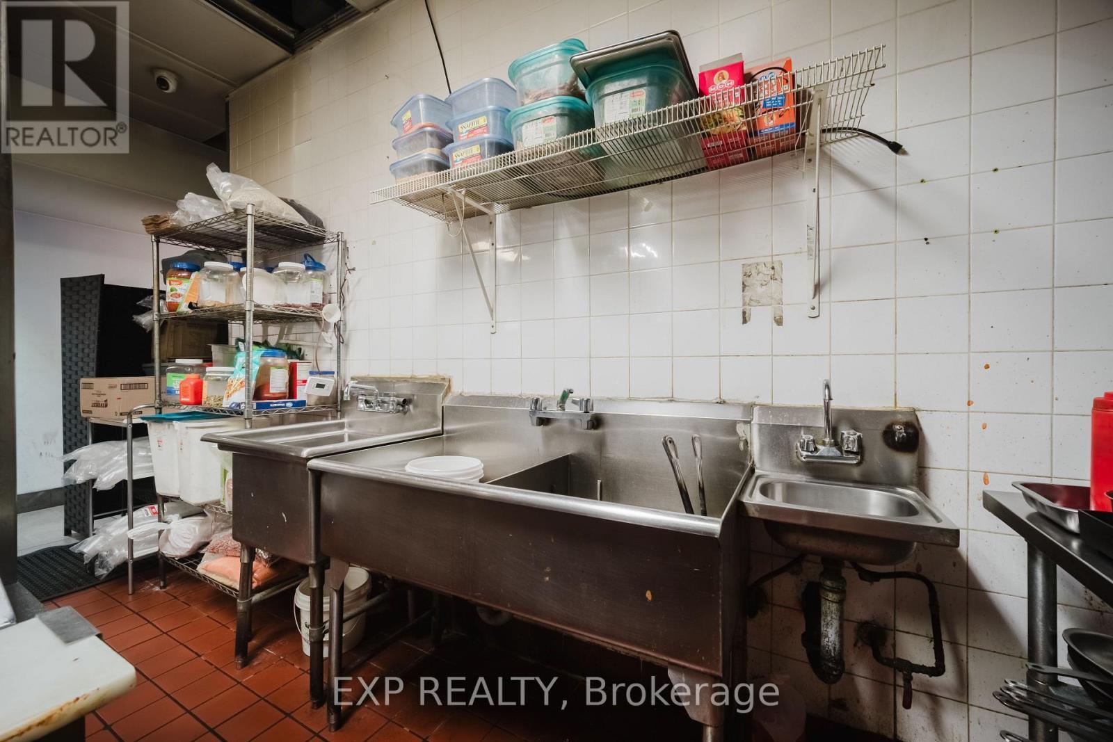 135 King Street E, Hamilton, ON