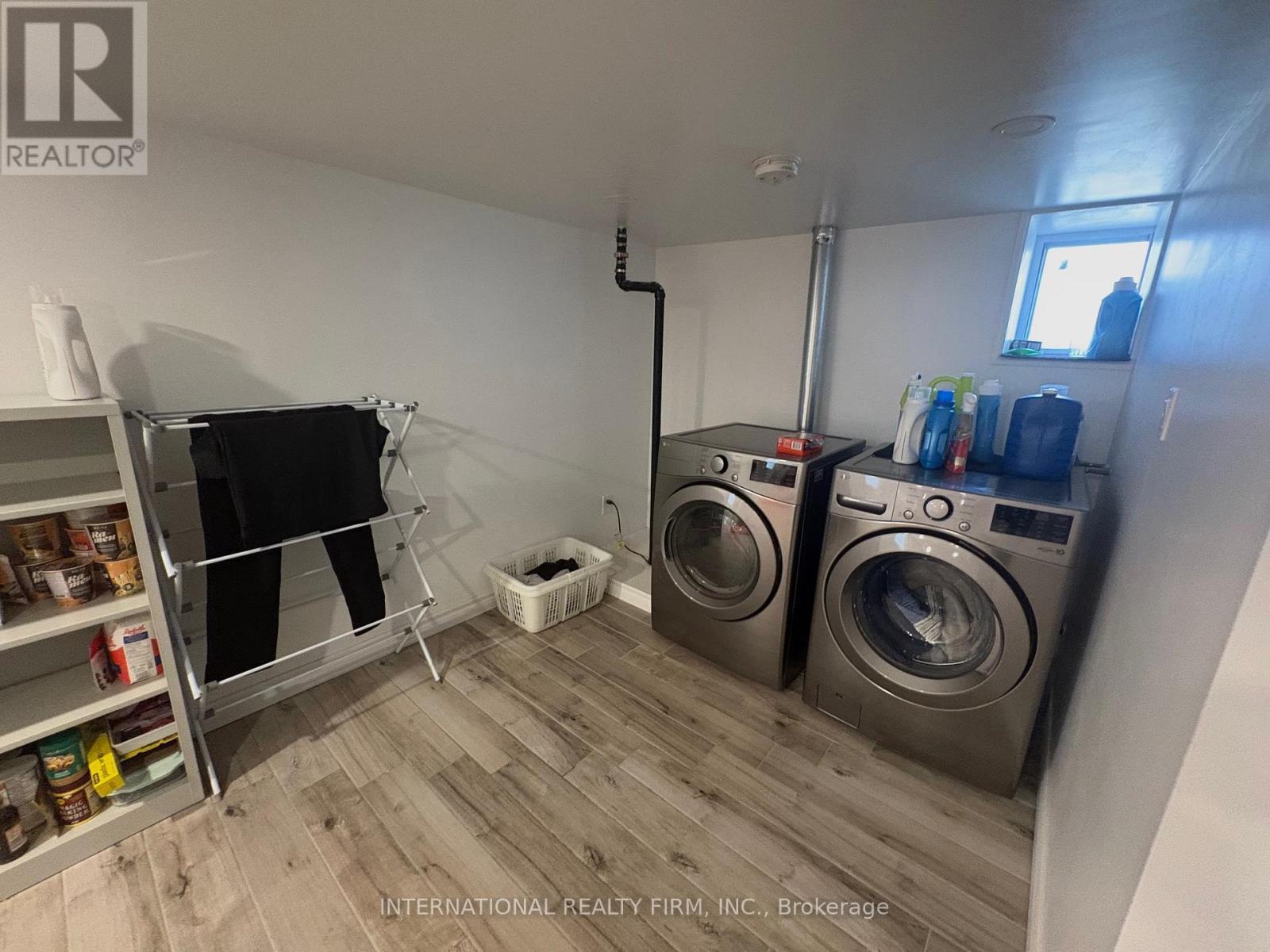300 Locke Street S, Hamilton, ON - Indoor Photo Showing Laundry Room