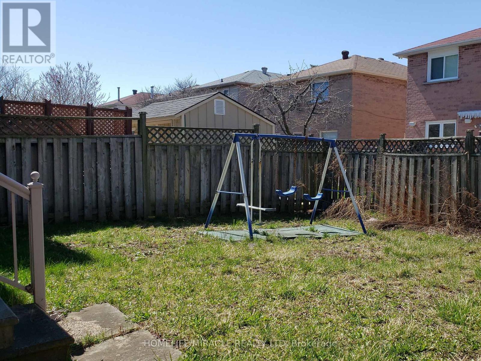 487 Wallenberg Crescent, Mississauga, ON - Outdoor