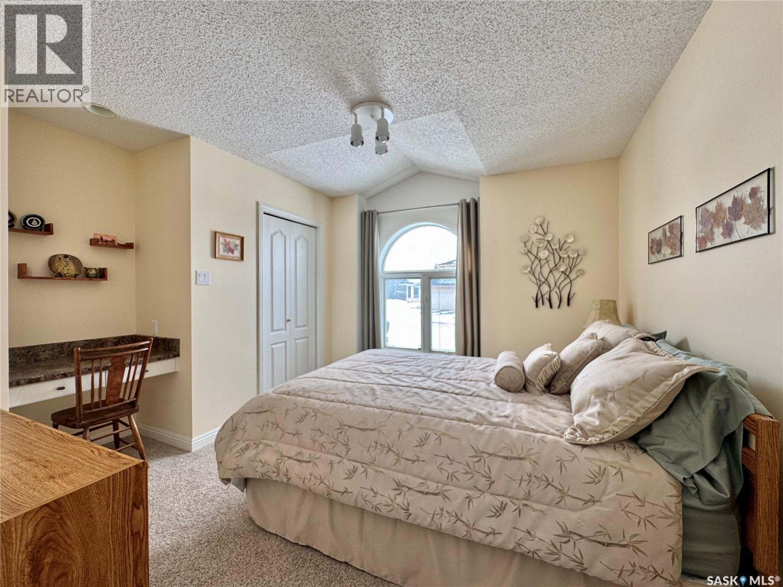 140 Morrison Drive, Yorkton, SK - Indoor Photo Showing Bedroom