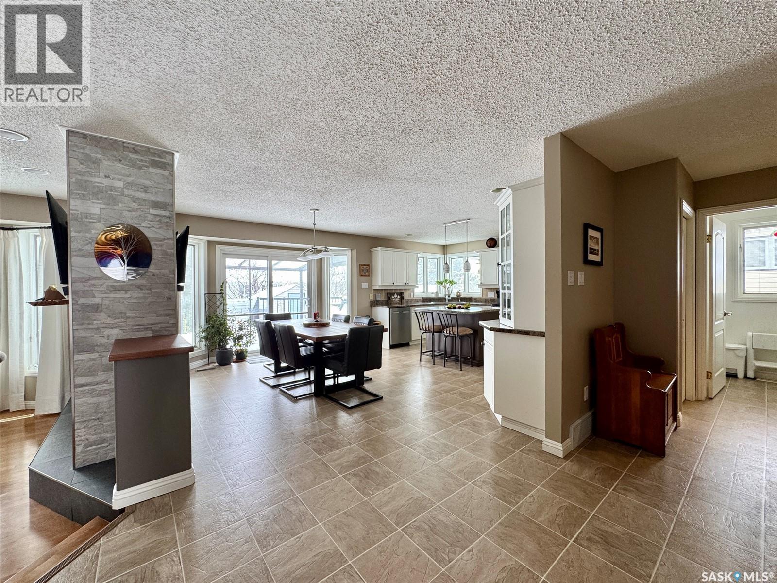 140 Morrison Drive, Yorkton, SK - Indoor