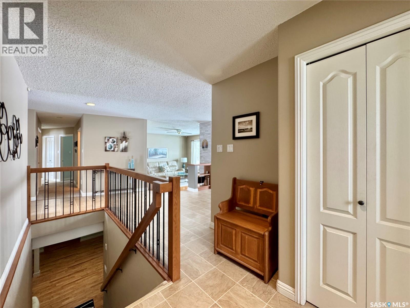 140 Morrison Drive, Yorkton, SK - Indoor Photo Showing Other Room
