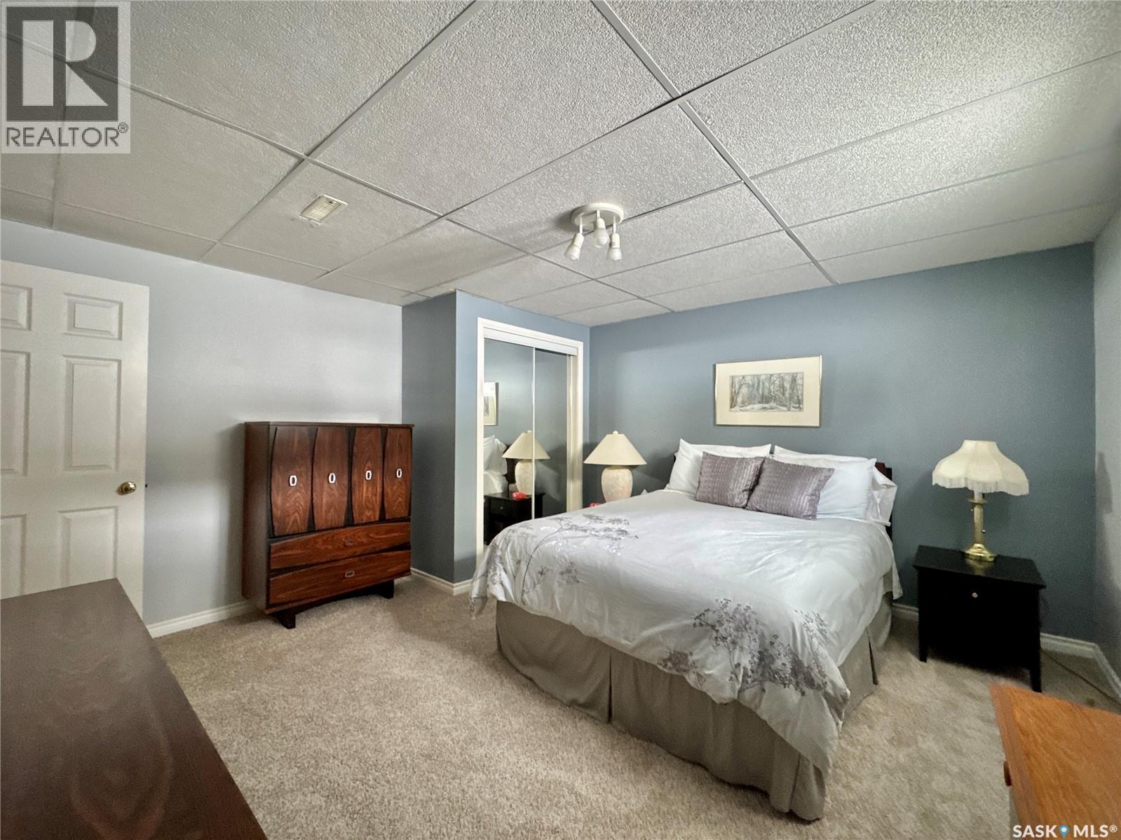 140 Morrison Drive, Yorkton, SK - Indoor Photo Showing Bedroom