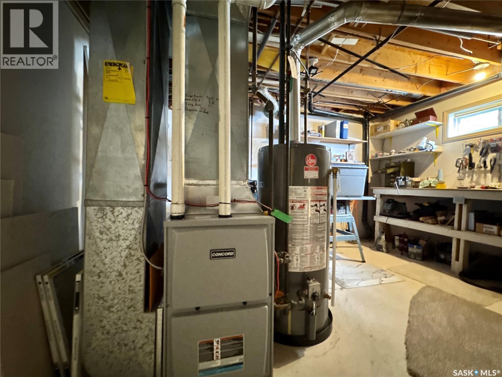 140 Morrison Drive, Yorkton, SK - Indoor Photo Showing Basement