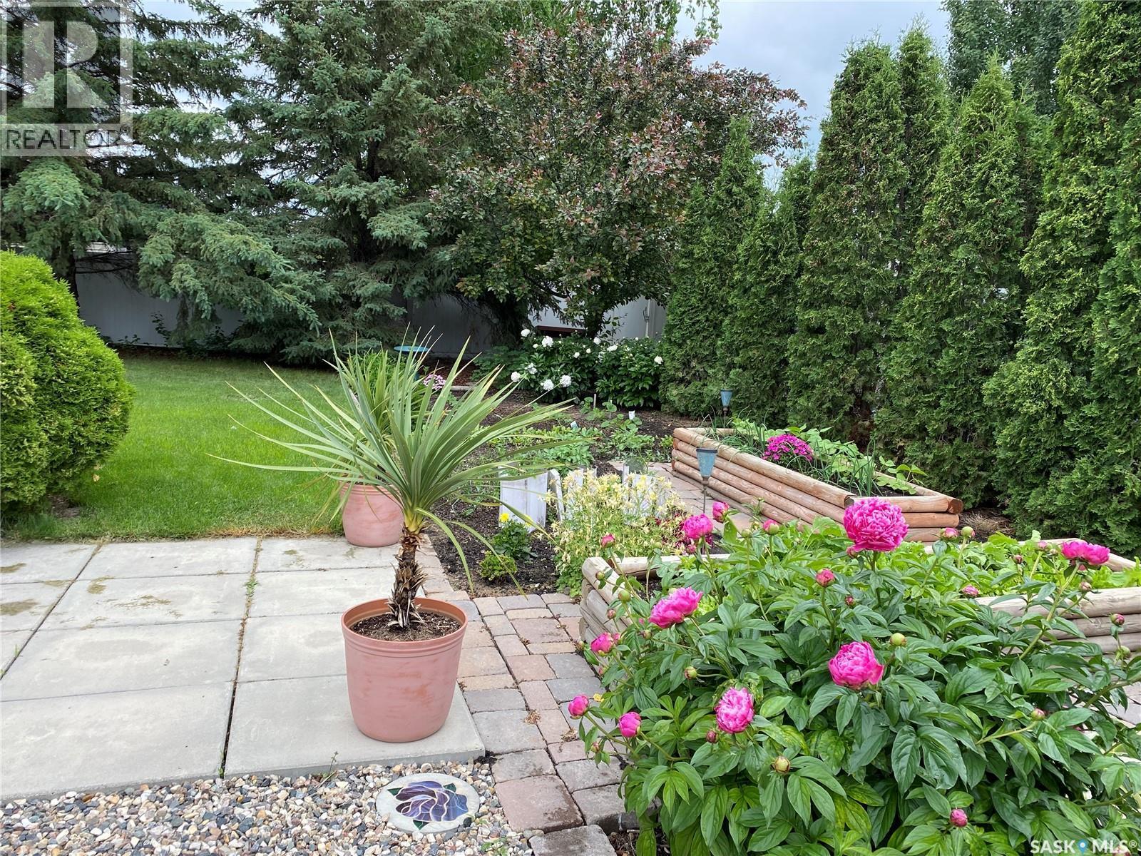 140 Morrison Drive, Yorkton, SK - Outdoor