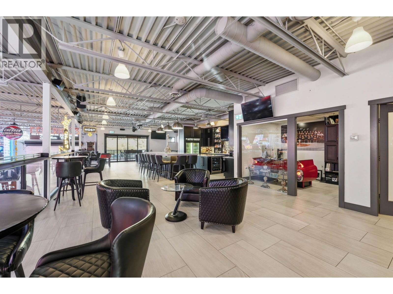 935 Sherwood Avenue, Coquitlam, BC