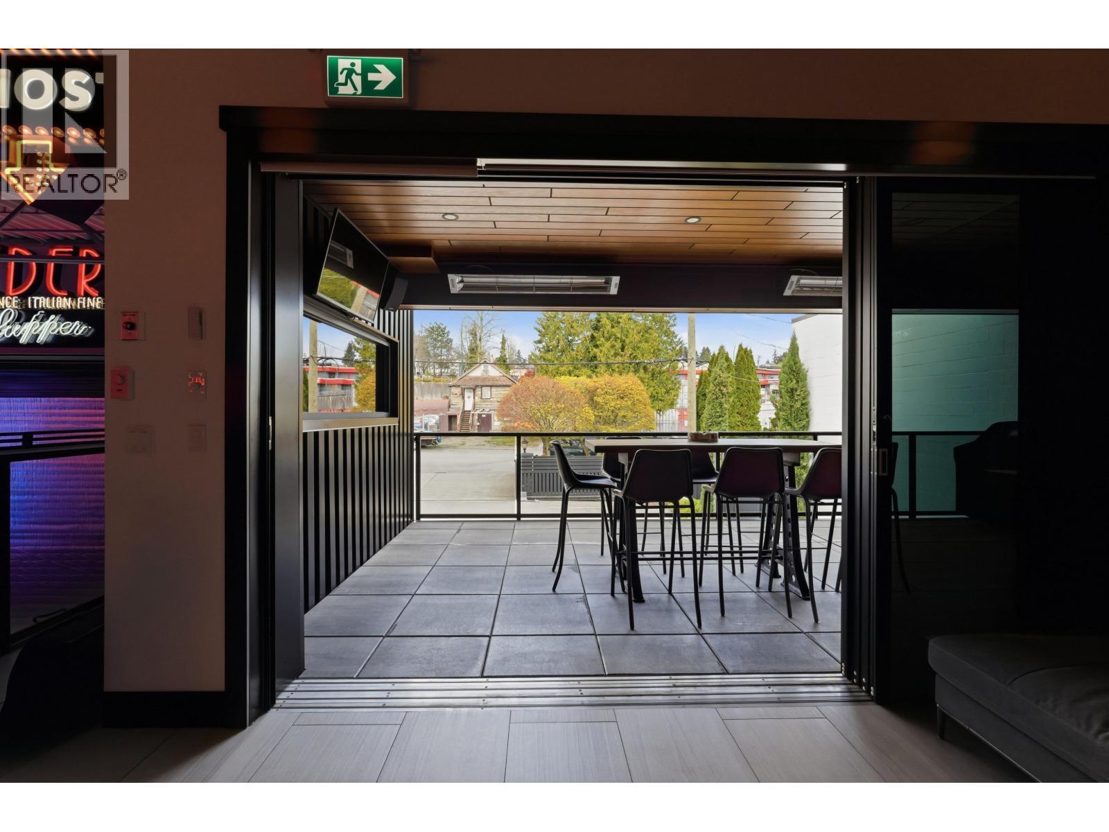 935 Sherwood Avenue, Coquitlam, BC