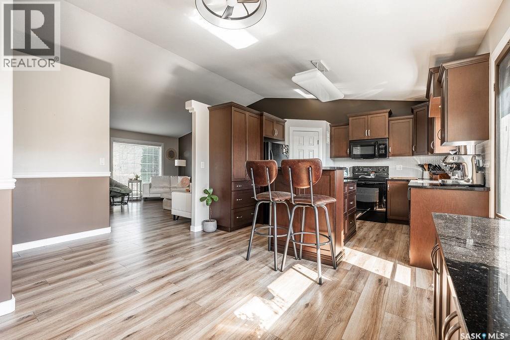 671 Fairbrother Place, Saskatoon, SK - Indoor