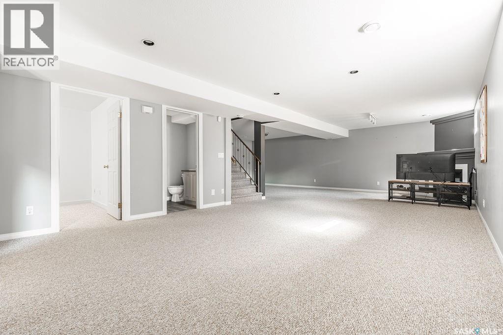 671 Fairbrother Place, Saskatoon, SK - Indoor