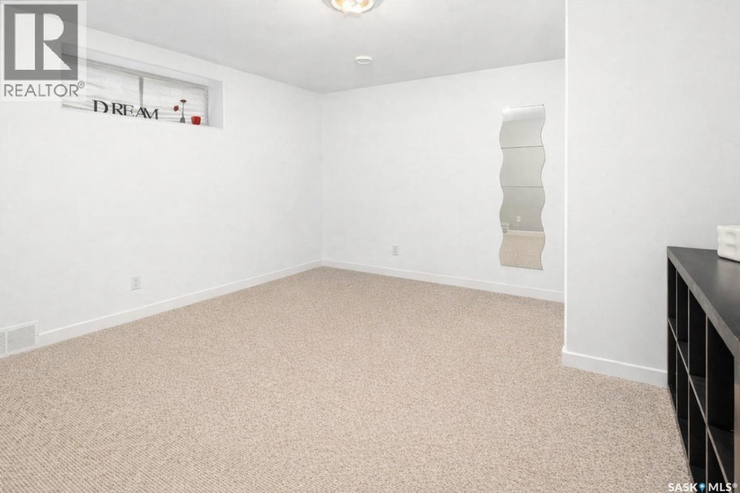 671 Fairbrother Place, Saskatoon, SK - Indoor Photo Showing Other Room