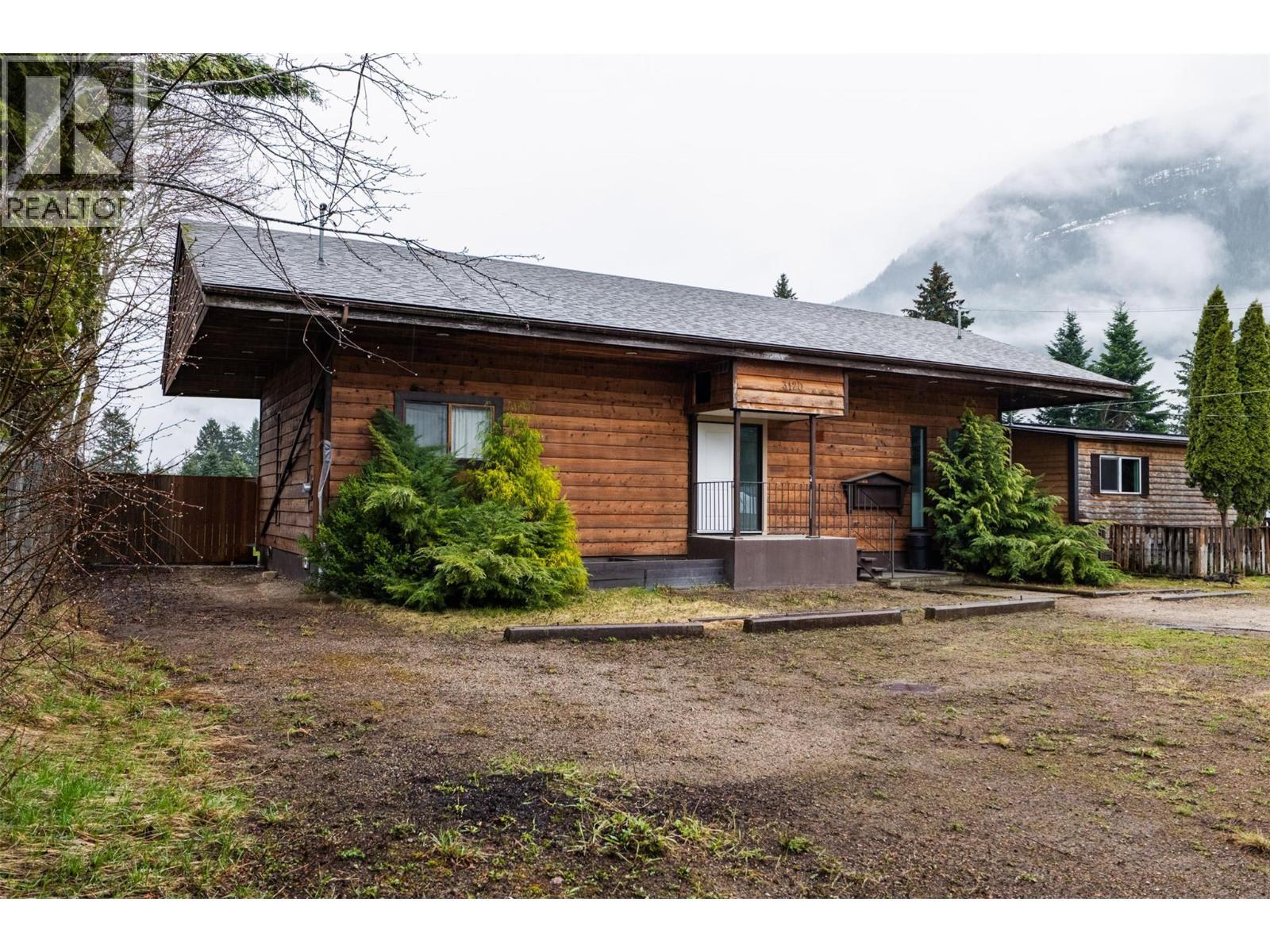 3118 Slocan Park Road, Slocan Park, BC