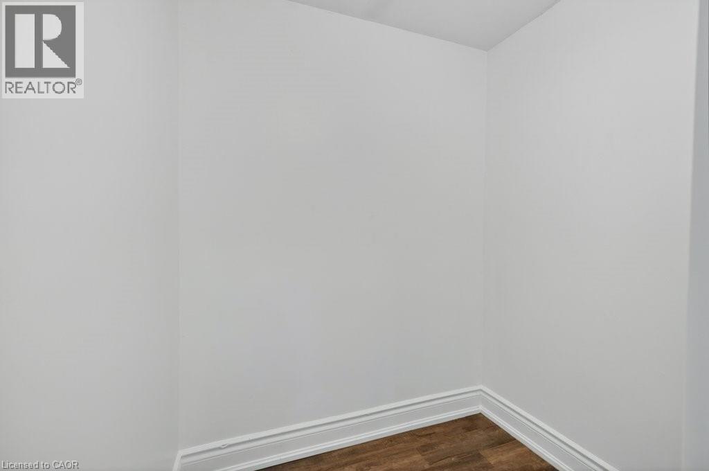 299 Britannia Avenue, Hamilton, ON - Indoor Photo Showing Other Room