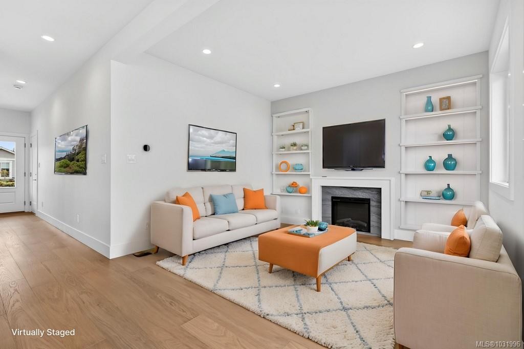 D-875 Grumman Pl, Comox, BC