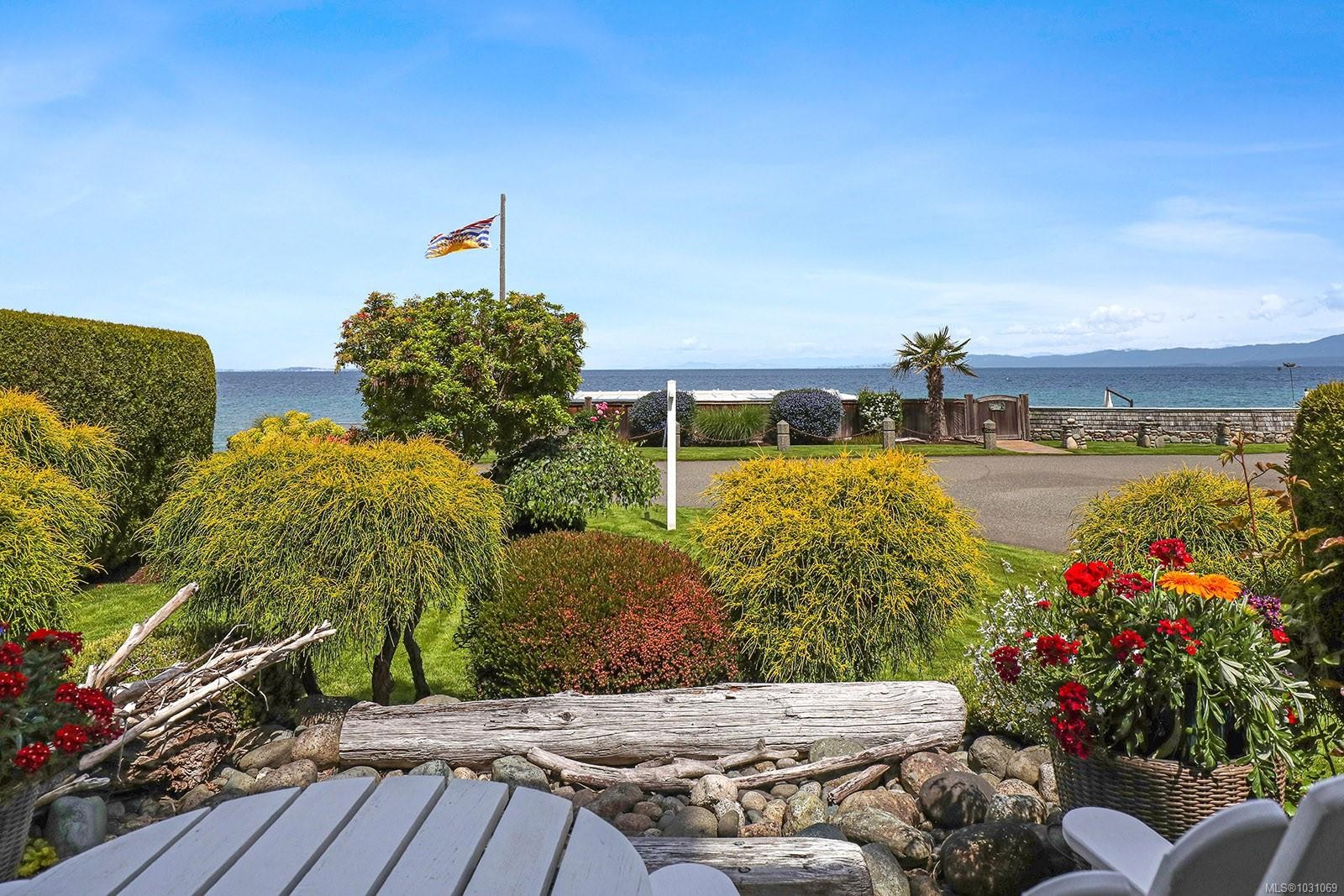 450 Judges Row, Qualicum Beach, BC
