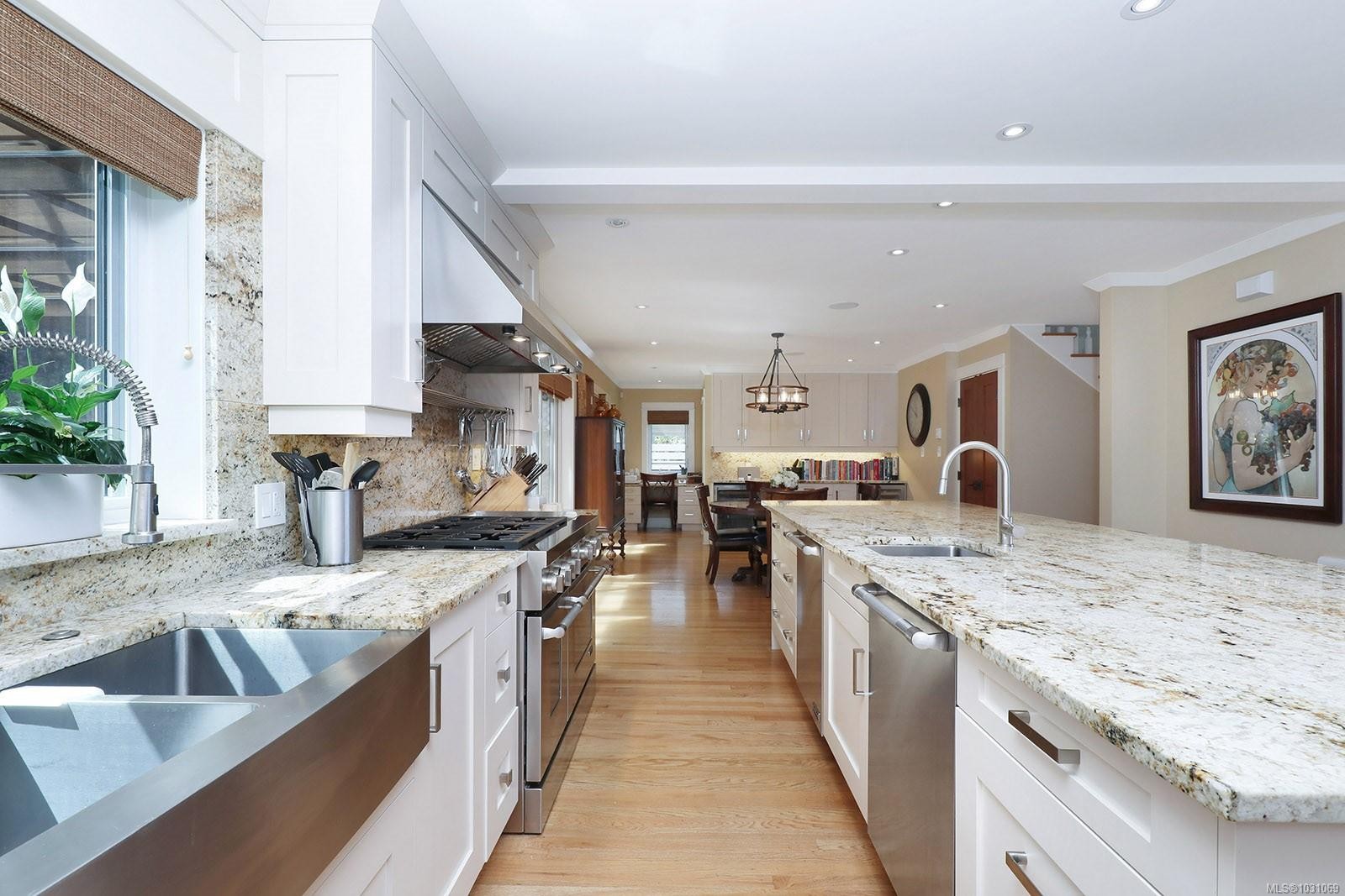 450 Judges Row, Qualicum Beach, BC