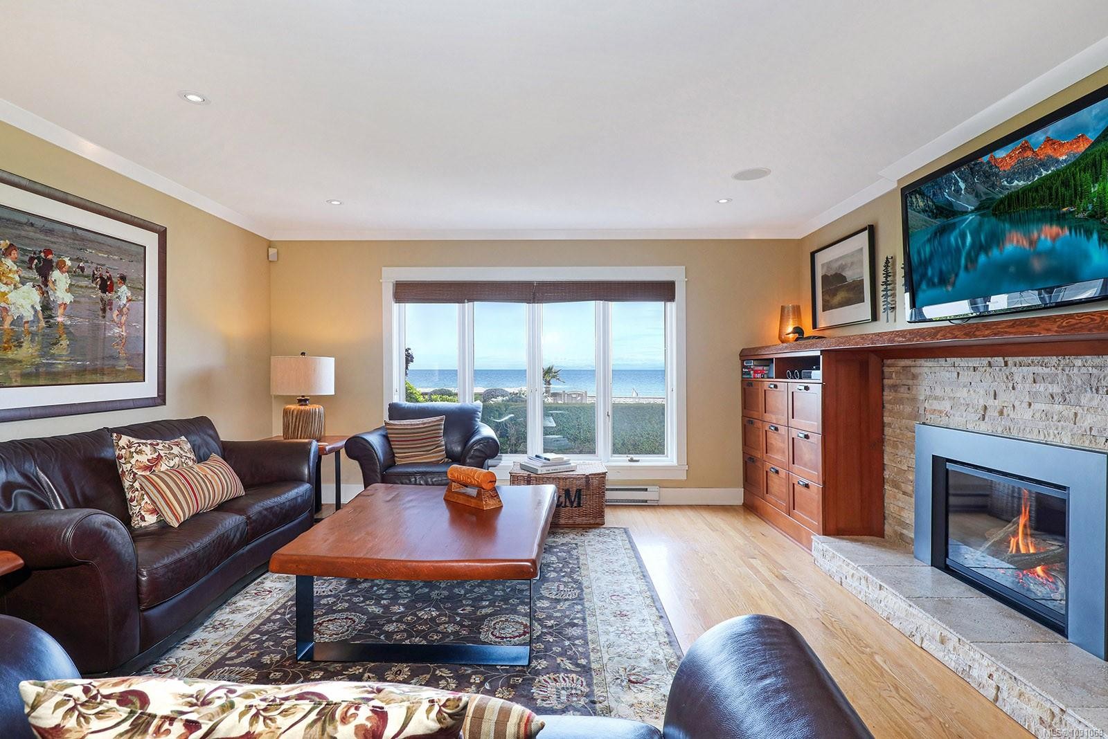 450 Judges Row, Qualicum Beach, BC