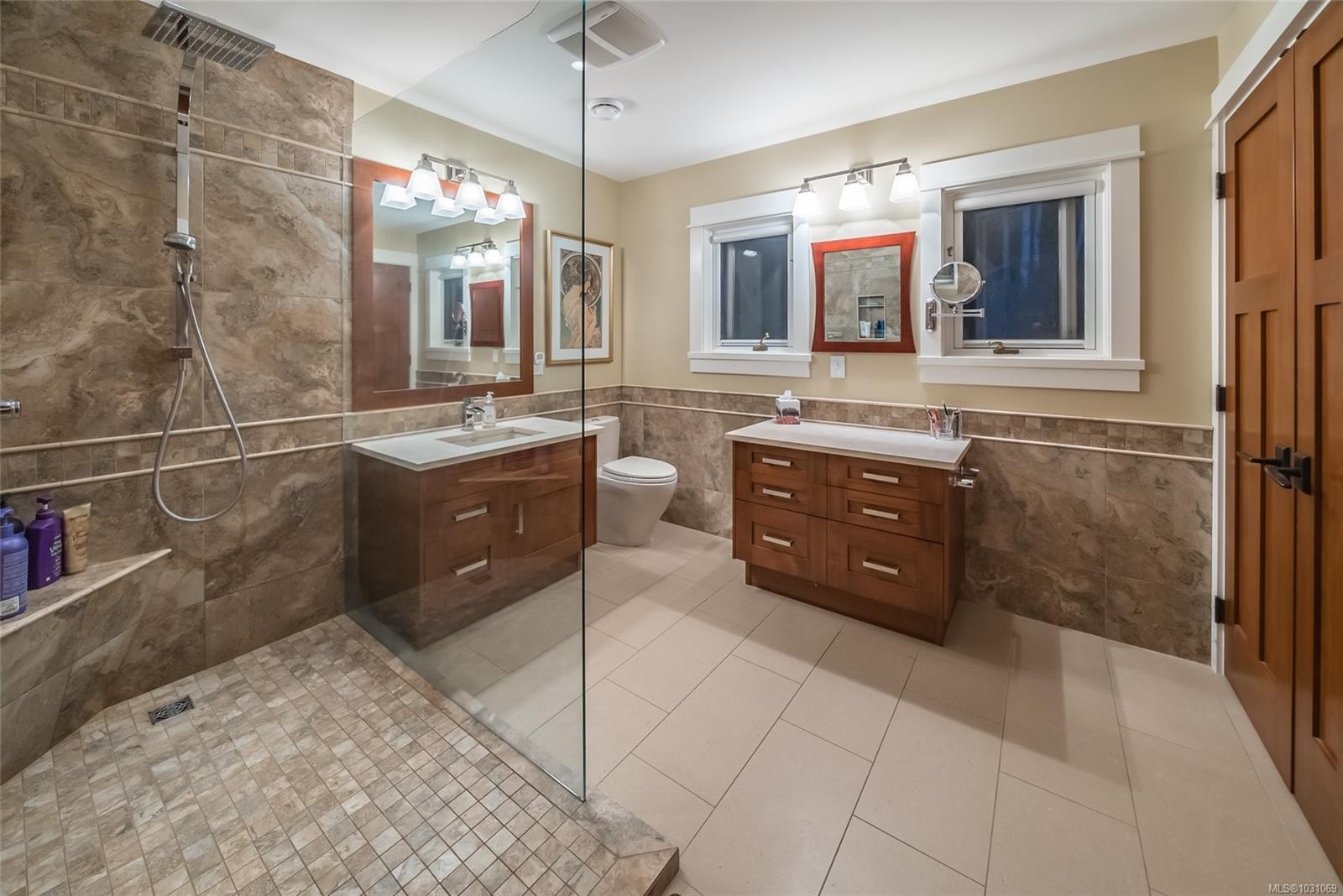 450 Judges Row, Qualicum Beach, BC