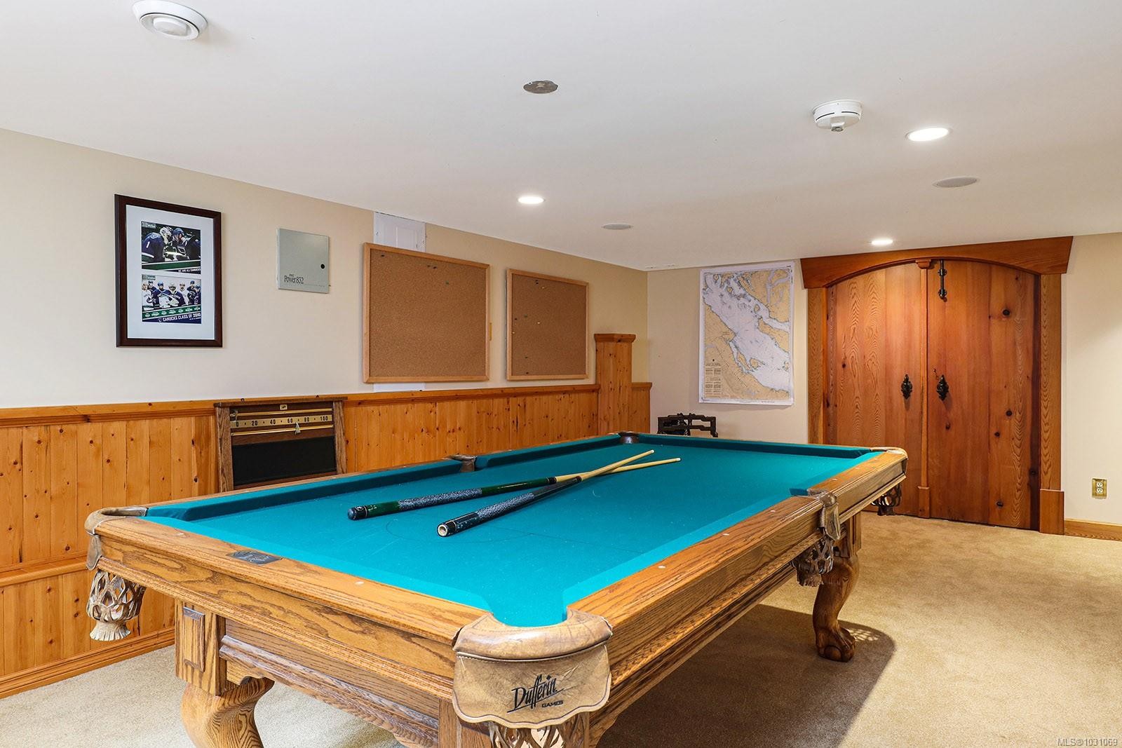 450 Judges Row, Qualicum Beach, BC