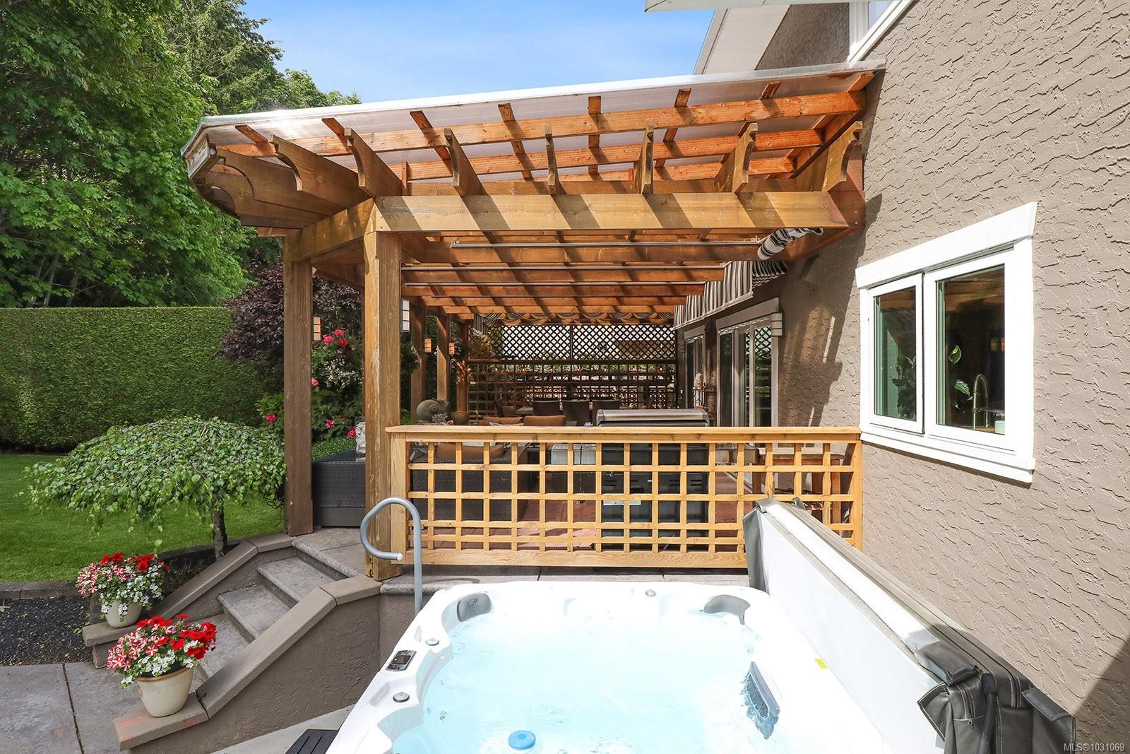450 Judges Row, Qualicum Beach, BC