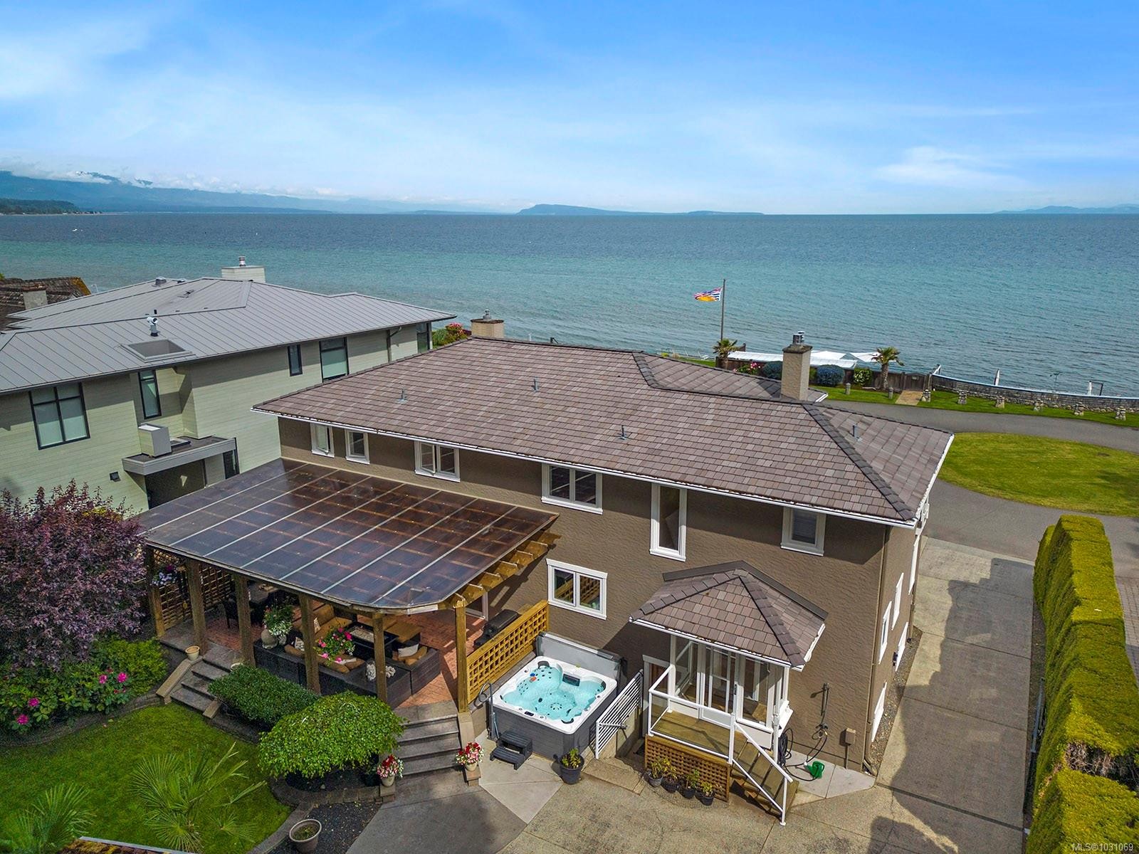 450 Judges Row, Qualicum Beach, BC